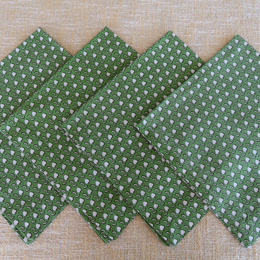 Pottery Barn Green Apple Print Cotton Napkins Set of 4